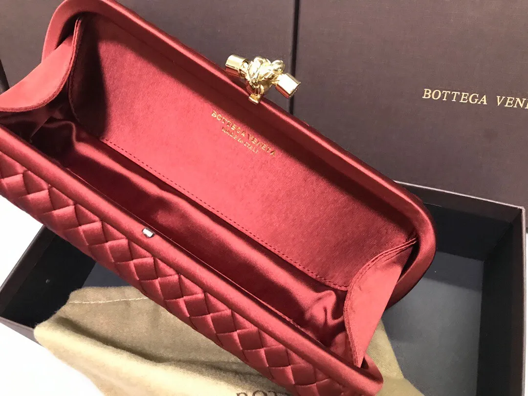 Style No. 8651, upgraded version of full silk evening bag inside and outside~~~INTRECCIATO woven IMPERO STRETCH KNOT clutch bag, hand-woven silk, smooth satin piping, Intrecciato engraved metal buckle, silk satin lining. Large size: 25cm*10cm*5cm
